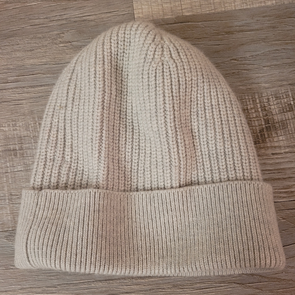 Club Monaco Cashmere Grey Knit Beanie
